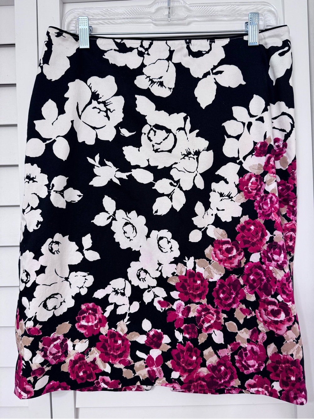 White House Black Market Floral Skirt